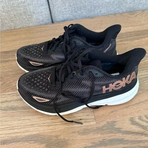 Hoka Clifton 9 Running Shoe- Black/Rose Gold/White